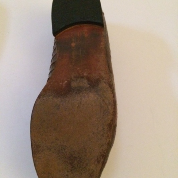 Genuine Crocodile Brown Tassel Loafers - Picture 6 of 7